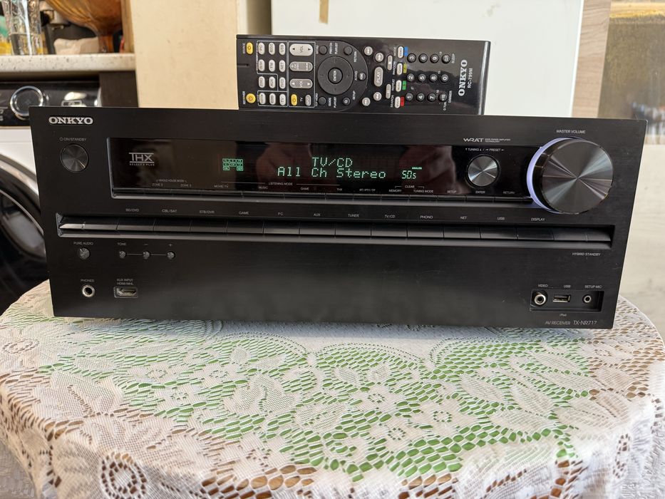 Onkyo TX-NR717 resiver