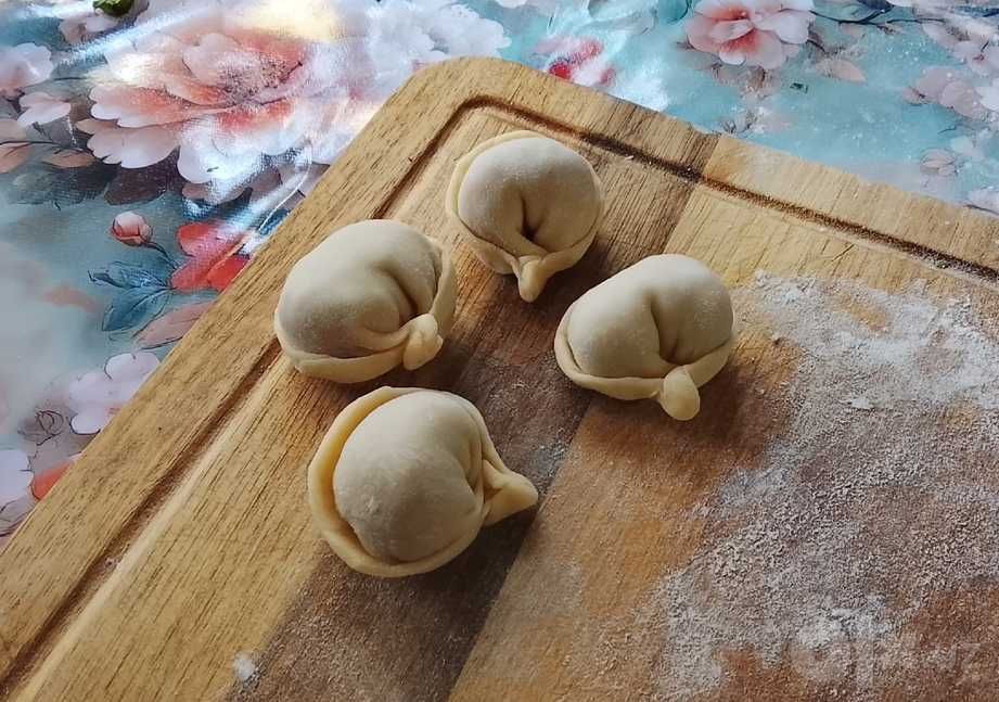 П/ф домашние замороженные: хинкали, русские пельмени, вареники