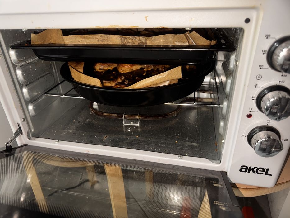 Духовка можно с доставкой до дома Akel