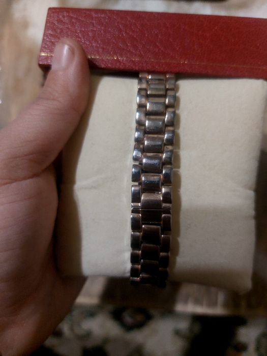 Продам привет часы