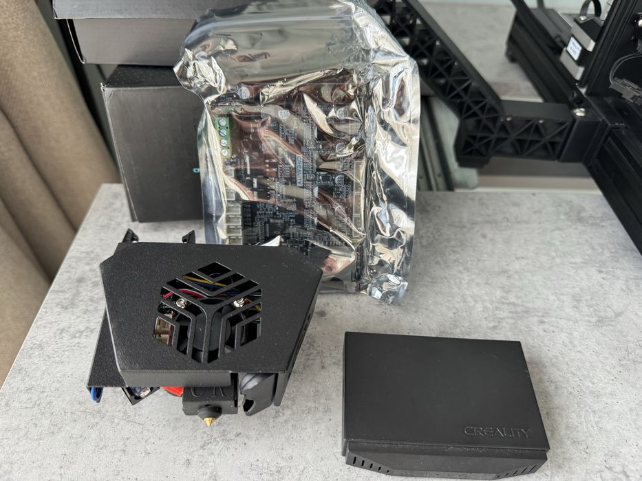 Creality CR6SE, imprimantă 3D, auto leveling