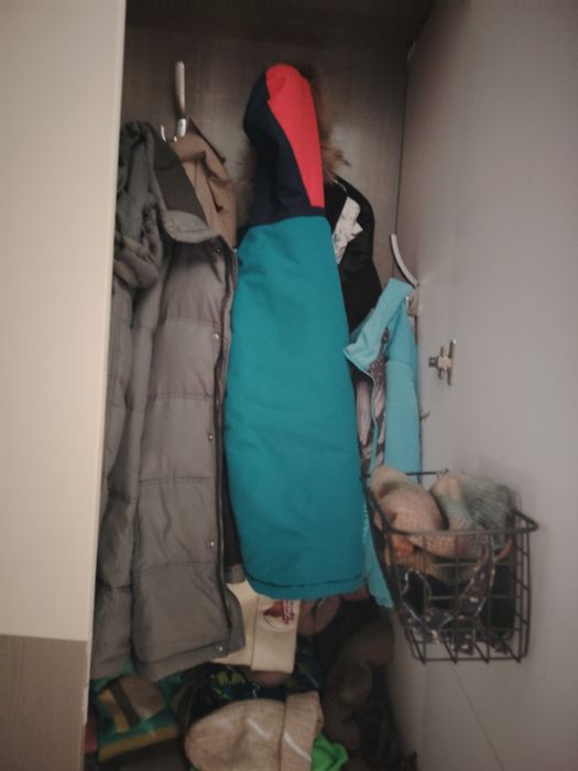 Продам прихожую , хорошего качества