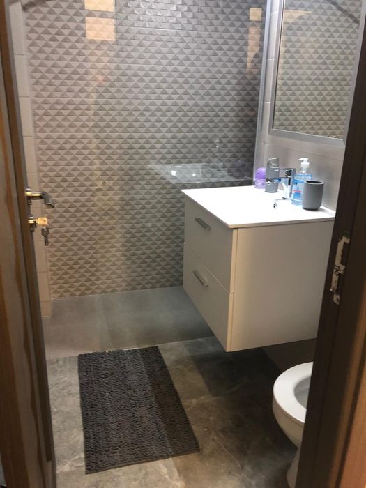 Închiriez apartament 2 camere ultracentral