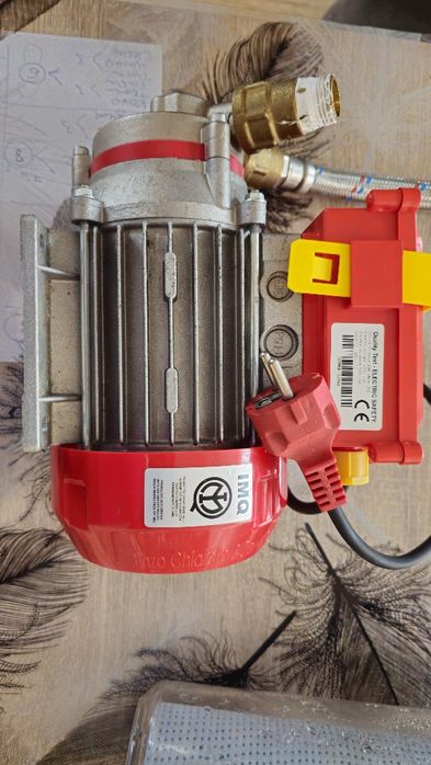 Продавам помпа полупрофесионална италиянска НОВАКС 20М