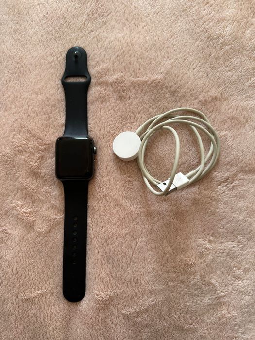 Продам часы Apple Watch,б/у, в отличном состоянии