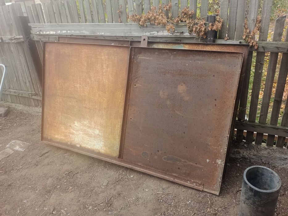 Продам гаражные ворота