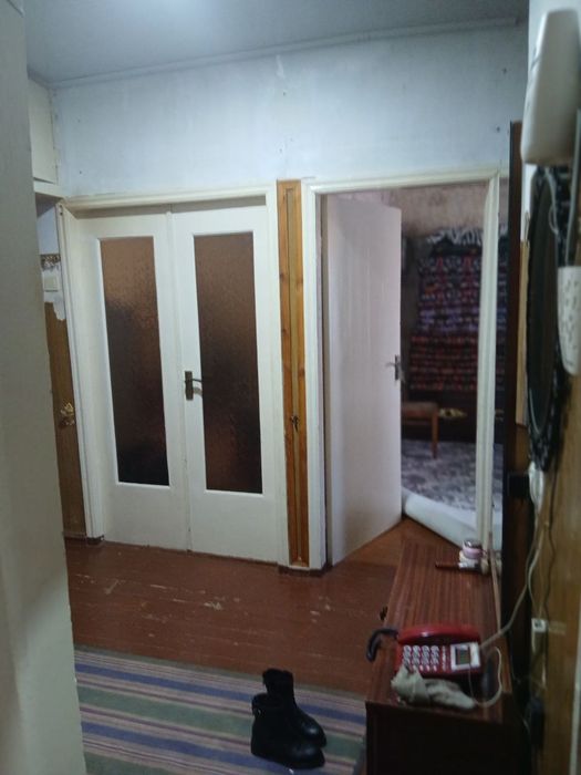 Товоксойда 3 хоналик квартира сотилади.