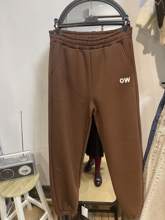 Спортен прогулочен дамски екип, ватиран комплект