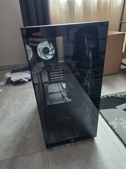 Vand CORSAIR 3500X ARGB Mid-Tower ATX PC Case