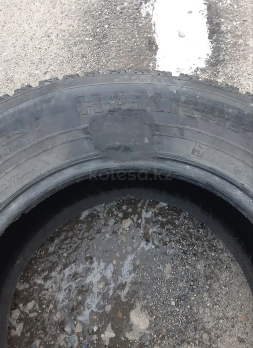 Продам комлект зимних шин б/у
