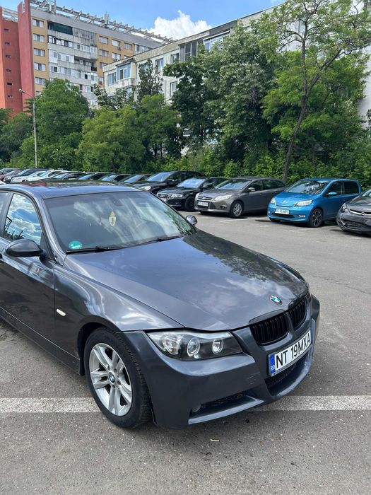 Vând BMW 320i E90, an 2008,  2.0 benzină, 170 CP