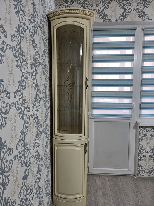 Шкаф - сервант 25000