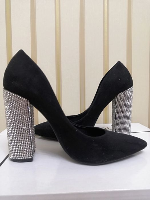 Продаются туфли 36 размер