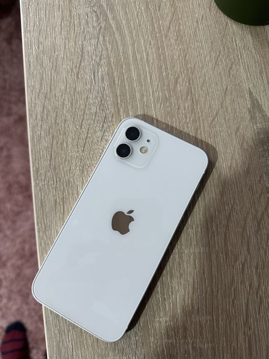 Iphone 12  White 64 GB
