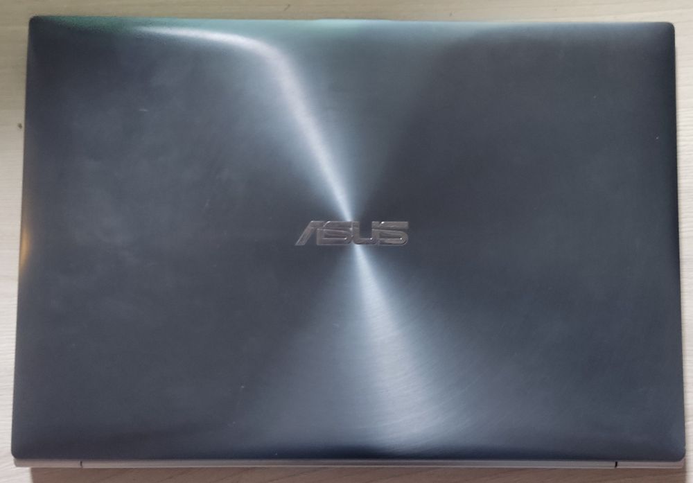 Asus Zenbook ультрабук