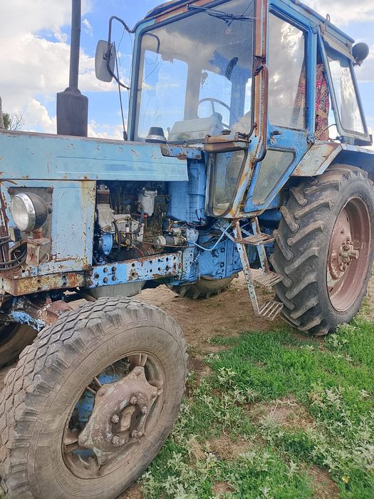 Продам МТЗ 82 в хорошем состоянии