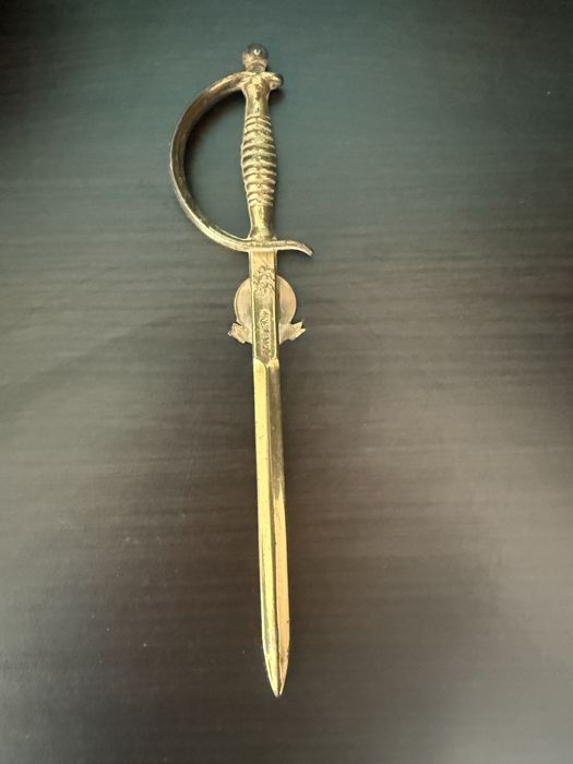 Deschizator de scrisori