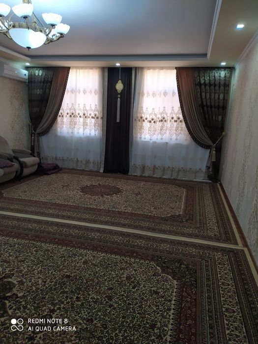 Срочно продается квартира 4 х комнатная динамо 4 этаж