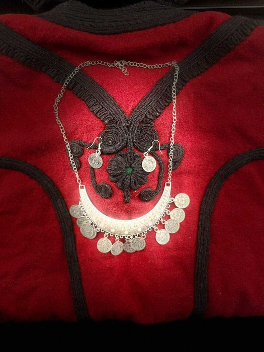 Пендари, накит, колие