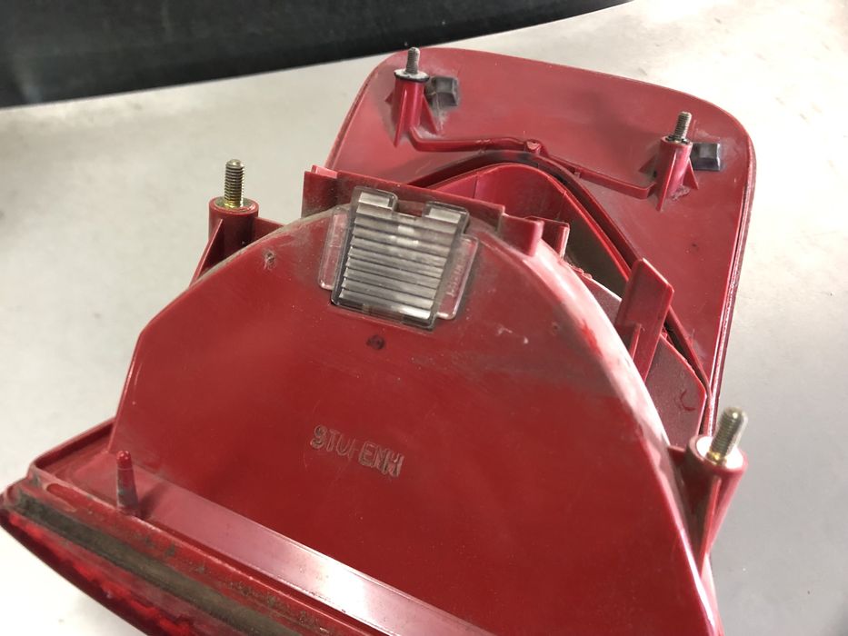 Продам фонарь левый ауди а6 с4