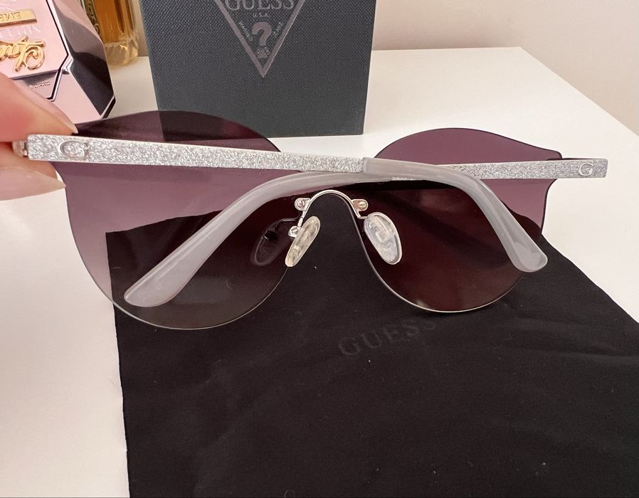 Оригинални слънчеви очила Guess GU7547 10C