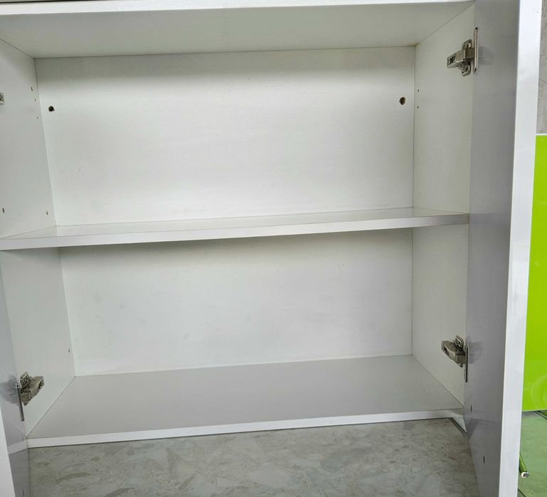 Кухонный гарнитур срочно продам