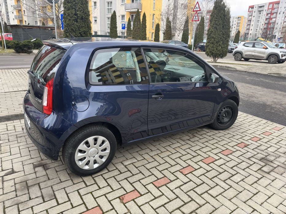 Inchirieri auto tazz bolt glovo personale are Gpl