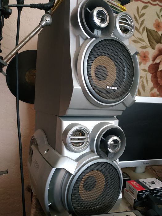 Музыкальный центр Samsung