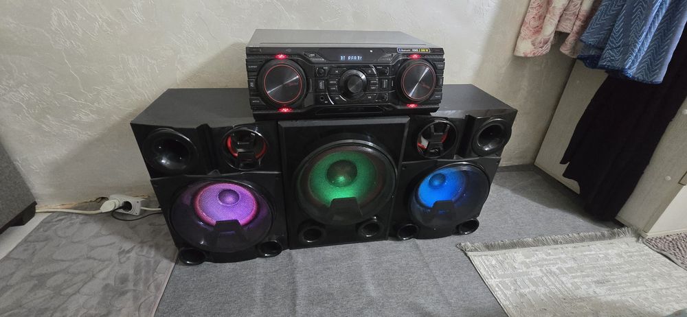 Колонки LG CM8450 (35)