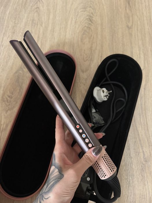 Dyson утюжок airstrait