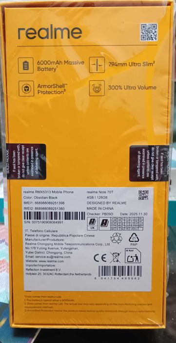 Смартфон Realme Note 70T и външна батерия