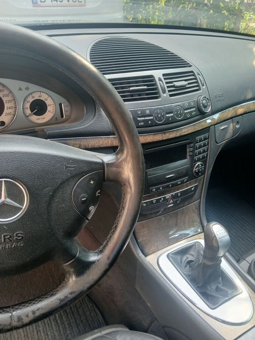 MERCEDES-BENZ E-Class 2003 — imagine 5