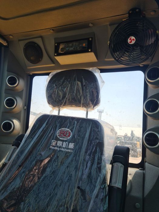 Экскаватор 0.3куб АВТОМАТ