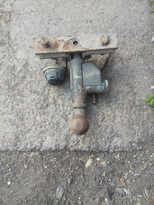 Фаркоп от ауди с4