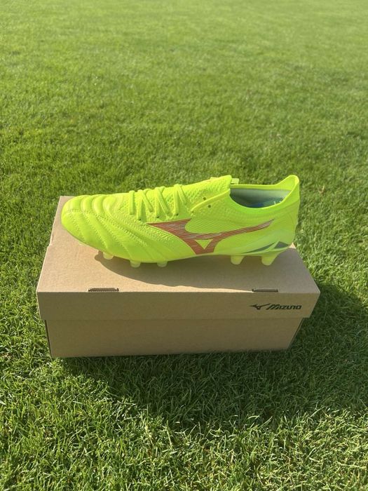 Оригинални футболни обувки Mizuno