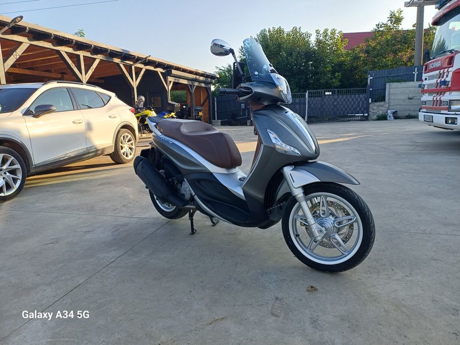 Piaggio Beverly 350