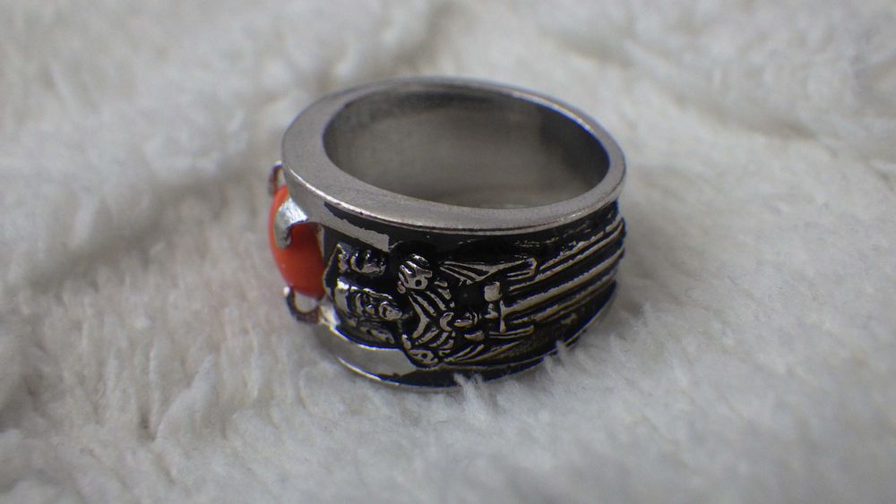 Мъжки пръстен от неръждаема стомана със синтетичен камък ахат, ръчно изработен във викингски стил