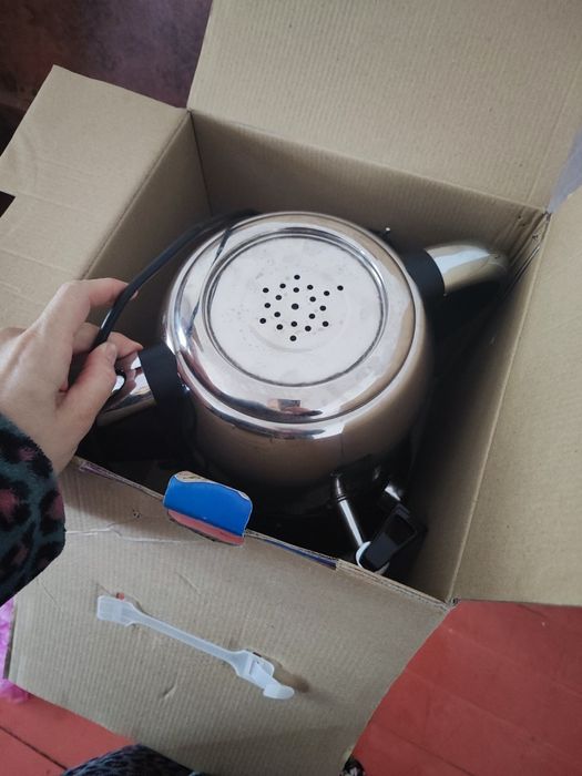 Самовар электрический,новый