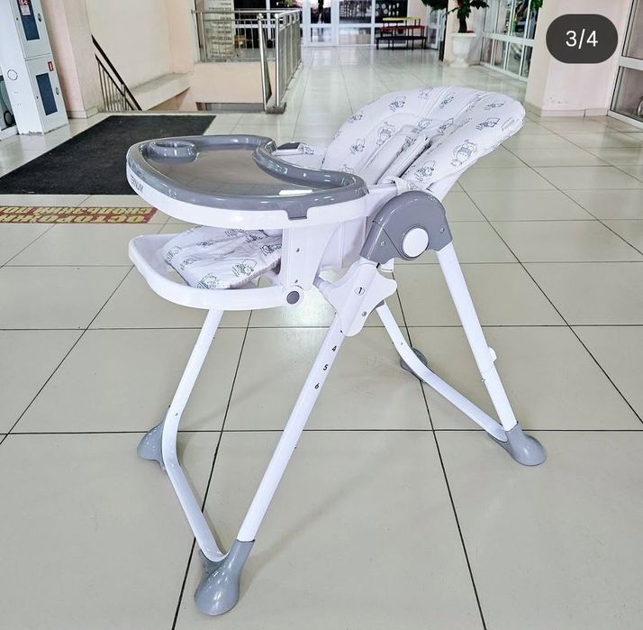 Детский столик б/у