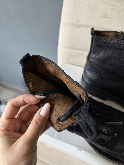 Ghete barbat din piele naturala marime 40 negre cu siret