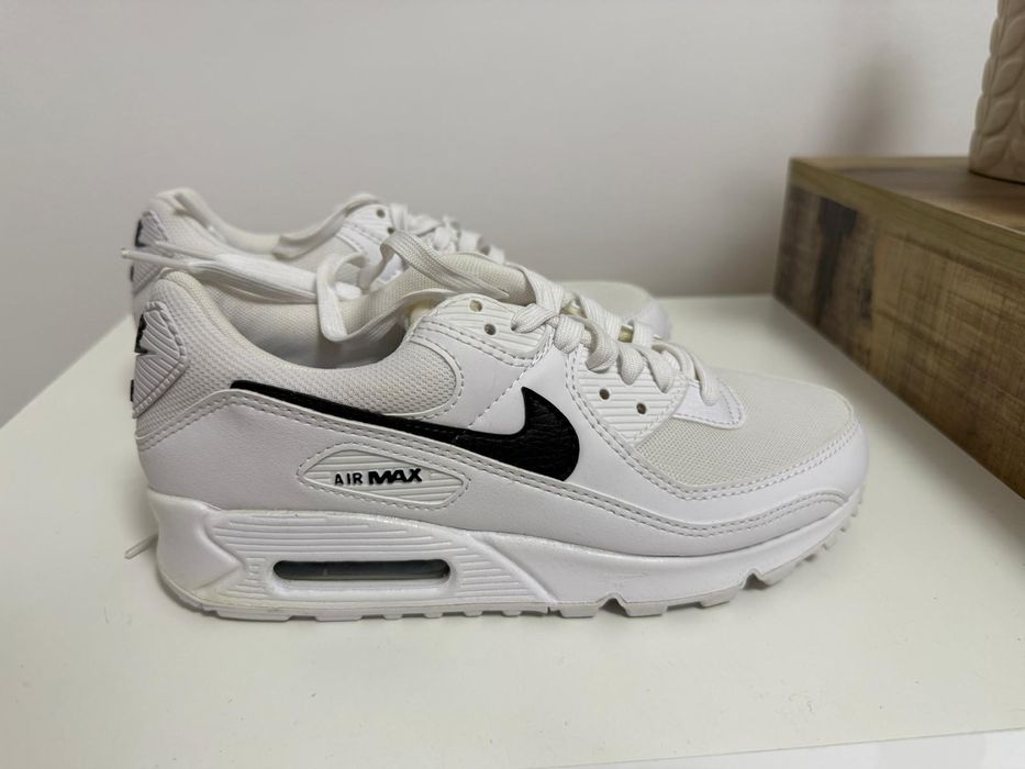 Adidași Nike Air Max 90 (37,5 38,5 noi, originali)
