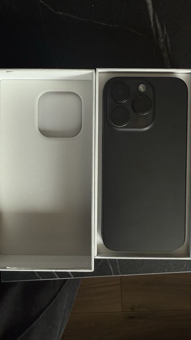 iPhone 15 pro 256 GB Black