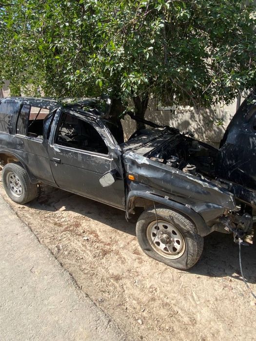 Nissan Terrano на запчасти.