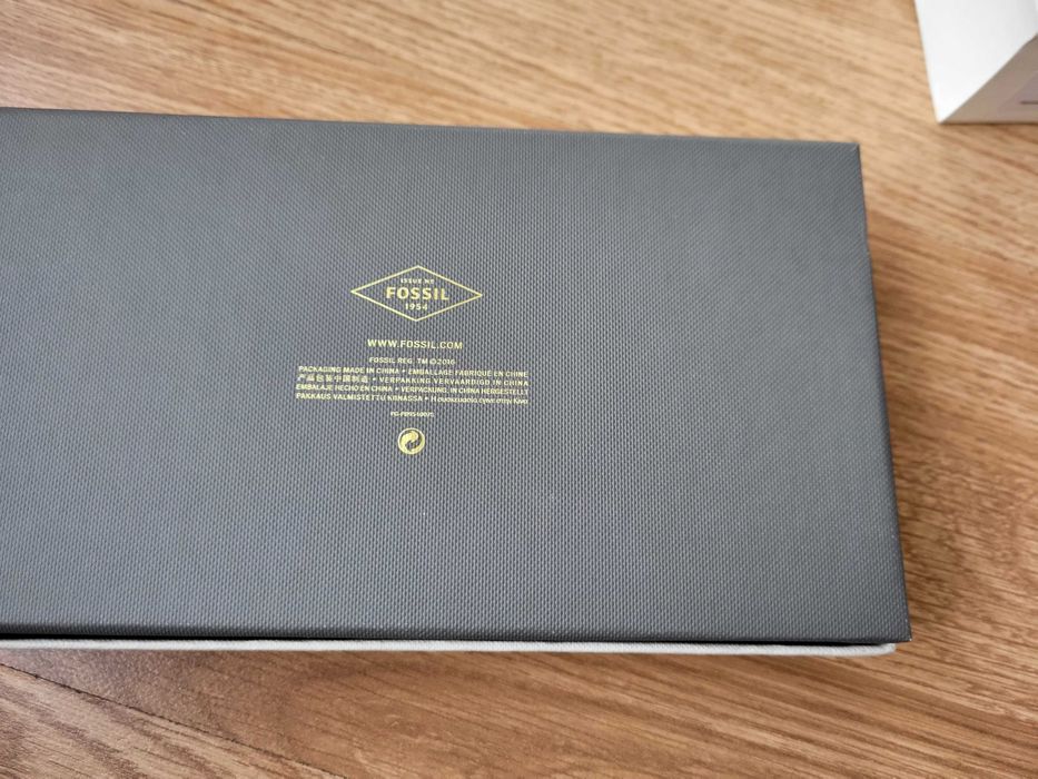 Портфейл на Fossil