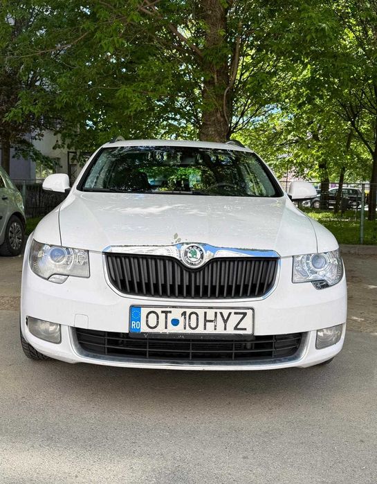 SKODA Superb 2011 — imagine 5