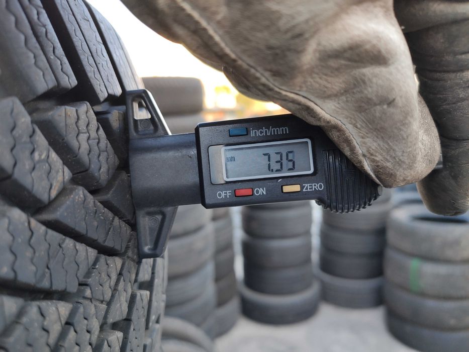 4бр Зимни гуми 205 55 16 - Bridgestone