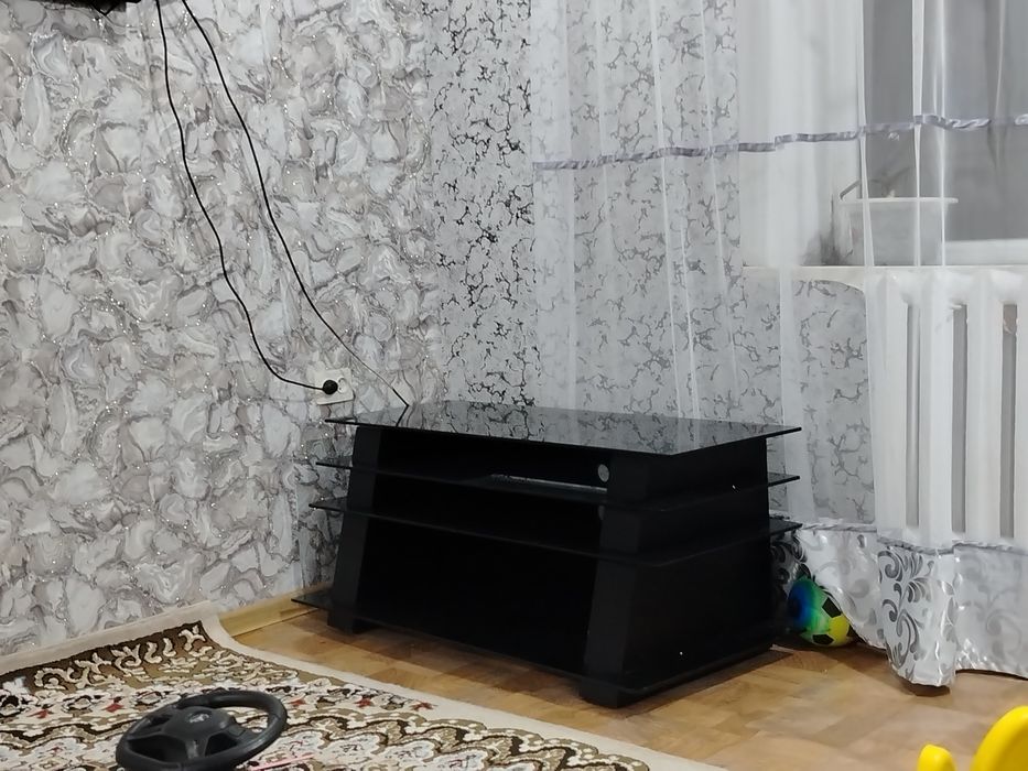 Поставка для телевизора