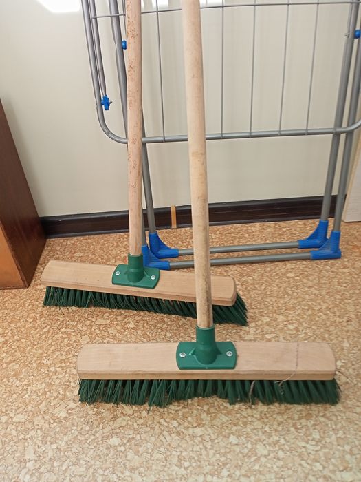 щетка для улицы 40-50см.YORK