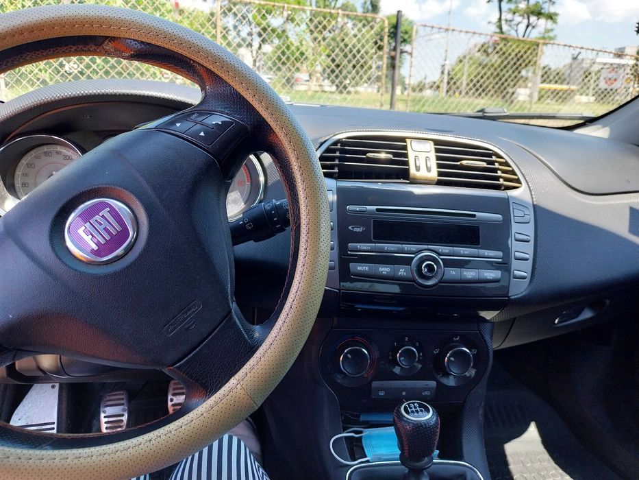 Продавам Фиат Браво Мултиджет