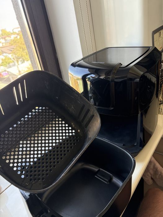 Air fryer HISENSE H06AFBS153, 5kg, 5l, 1700W